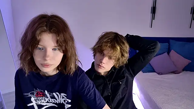 Snapshot of Bonnie_And_C1yde chatting on November 30, 2025, 5:03 pm Bonnie And C1yde online show from November 30, 2025, 5:03 pm