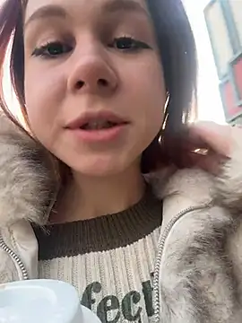 Snapshot of RosieSecret chatting on December 4, 2025, 8:13 am RosieSecret online show from December 4, 2025, 8:13 am