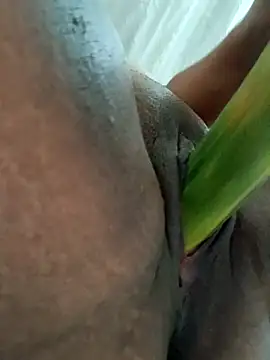 Snapshot of Tala2018 chatting on October 31, 2025, 12:46 pm Tala2018 online show from October 31, 2025, 12:46 pm