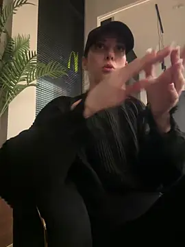 Snapshot of EllyLynn chatting on January 31, 2026, 7:56 pm EllyLynn online show from January 31, 2026, 7:56 pm