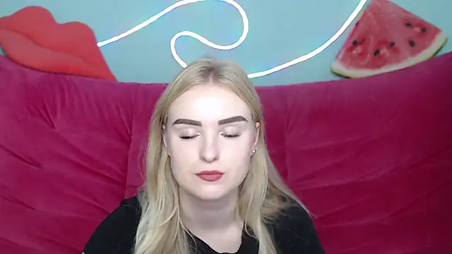 Snapshot of SofySofty chatting on November 8, 2025, 6:06 am SofySofty online show from November 8, 2025, 6:06 am