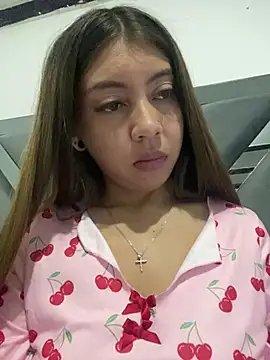 Snapshot of Sara-cooper2 chatting on February 14, 2026, 3:34 pm Sara-cooper2 online show from February 14, 2026, 3:34 pm