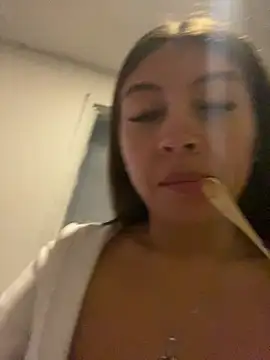 Snapshot of Sara-cooper2 chatting on January 9, 2026, 9:00 pm Sara-cooper2 online show from January 9, 2026, 9:00 pm