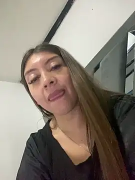 Snapshot of Sara-cooper2 chatting on February 21, 2026, 4:25 am Sara-cooper2 online show from February 21, 2026, 4:25 am