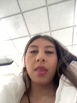 Snapshot of Sara-cooper2 chatting on February 19, 2026, 6:16 pm Sara-cooper2 online show from February 19, 2026, 6:16 pm