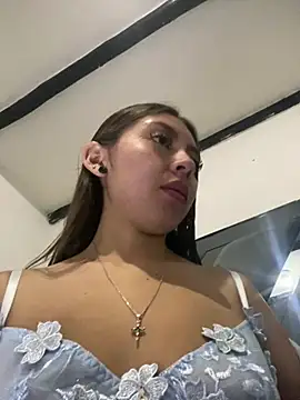 Snapshot of Sara-cooper2 chatting on February 1, 2026, 7:56 pm Sara-cooper2 online show from February 1, 2026, 7:56 pm