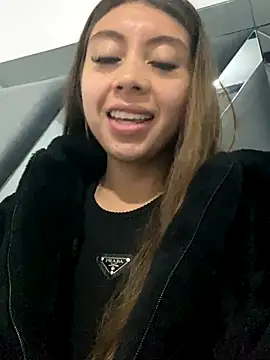 Snapshot of Sara-cooper2 chatting on December 13, 2025, 8:04 pm Sara-cooper2 online show from December 13, 2025, 8:04 pm