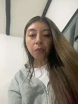 Snapshot of Sara-cooper2 chatting on February 24, 2026, 2:34 am Sara-cooper2 online show from February 24, 2026, 2:34 am