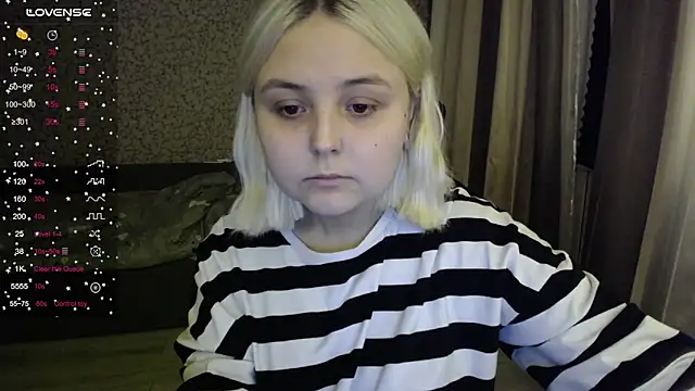 Snapshot of vendymories chatting on October 25, 2025, 11:05 pm vendymories online show from October 25, 2025, 11:05 pm