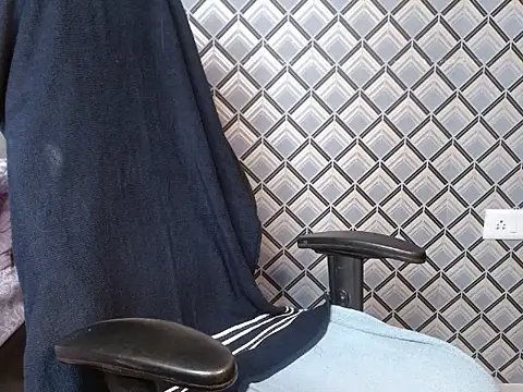 Evahhh4u online show from February 24, 2026, 6:42 pm