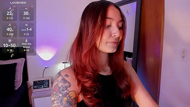 Isis-Blaze online show from December 14, 2025, 11:49 am