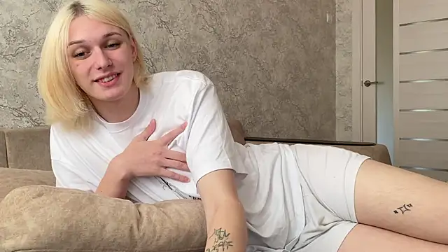 evelina228 online show from September 30, 2025, 6:52 am