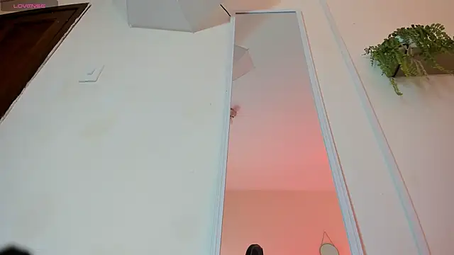 Snapshot of Katia_gh chatting on November 6, 2025, 11:25 am Katia gh online show from November 6, 2025, 11:25 am