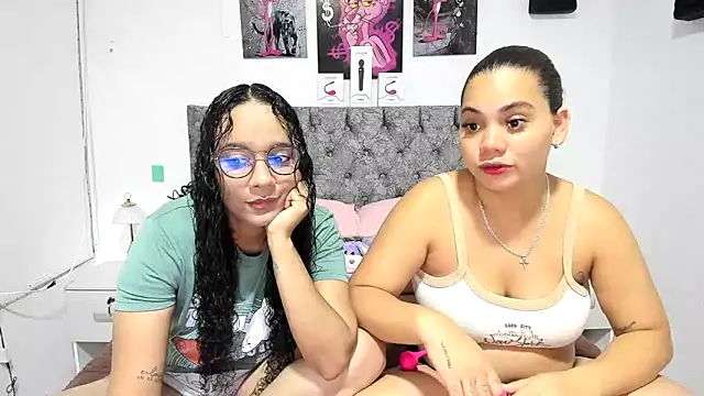 Snapshot of nay_and_aleja1 chatting on June 19, 2026, 3:23 am nay and aleja1 online show from June 19, 2026, 3:23 am