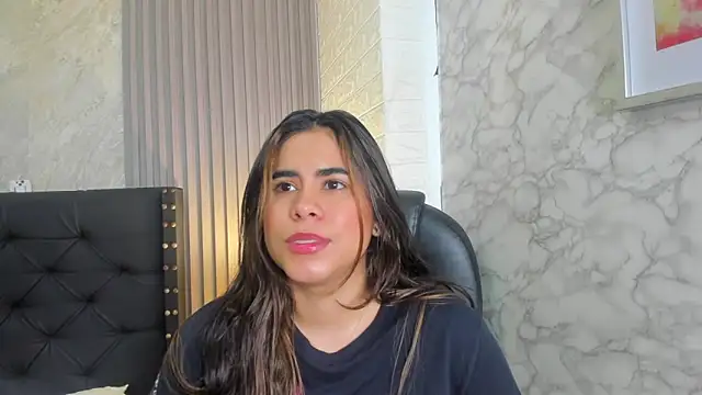 Snapshot of alicy__torres chatting on March 4, 2026, 12:24 pm alicy torres online show from March 4, 2026, 12:24 pm