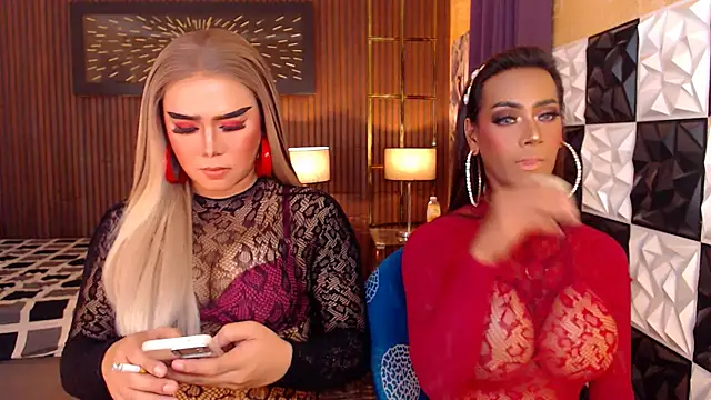 Snapshot of SeductiveAshleyTS chatting on March 25, 2026, 6:57 am SeductiveAshleyTS online show from March 25, 2026, 6:57 am