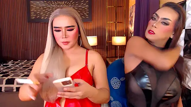 Snapshot of SeductiveAshleyTS chatting on April 12, 2026, 7:06 pm SeductiveAshleyTS online show from April 12, 2026, 7:06 pm