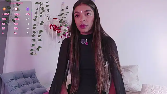 Snapshot of Nicolle_swt chatting on November 21, 2025, 10:47 am Nicolle swt online show from November 21, 2025, 10:47 am