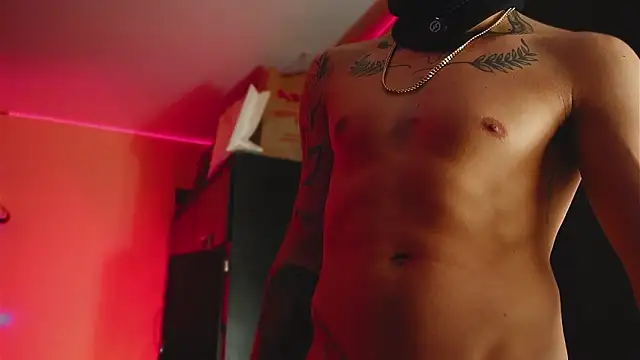 AlphaMasterXxx online show from March 30, 2026, 5:42 am