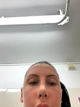 MilaRenee online show from October 29, 2025, 12:59 pm