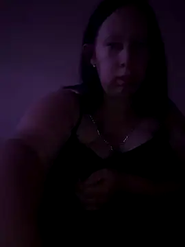 Snapshot of xSiindy95 chatting on October 6, 2025, 7:36 pm xSiindy95 online show from October 6, 2025, 7:36 pm