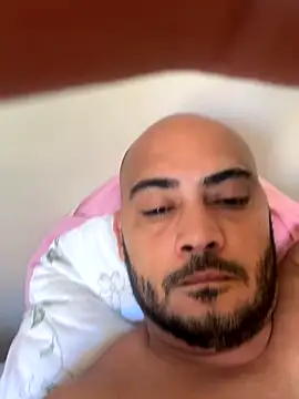 Snapshot of Morenocasado34liberal chatting on November 20, 2025, 6:41 pm Morenocasado34liberal online show from November 20, 2025, 6:41 pm