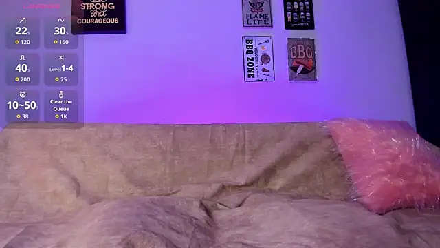 elizabethboltXXX online show from February 19, 2026, 7:44 pm