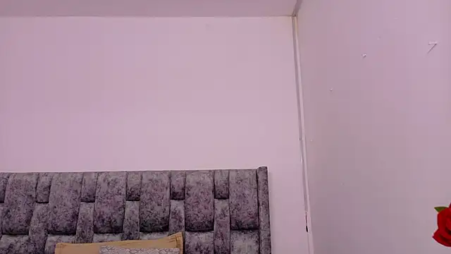 Snapshot of Lizbeth_Rouse chatting on September 21, 2025, 11:48 am Lizbeth Rouse online show from September 21, 2025, 11:48 am