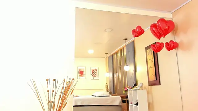 OliviGrace online show from October 24, 2025, 10:09 pm