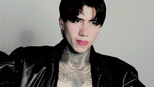 Snapshot of Alex_bdsmz chatting on November 1, 2025, 1:27 pm Alex bdsmz online show from November 1, 2025, 1:27 pm