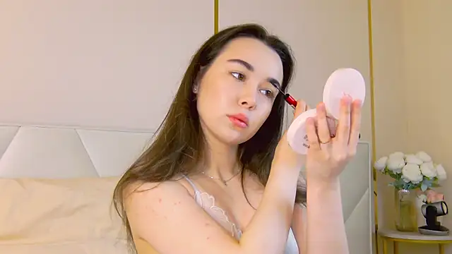 MiaMarlow online show from November 20, 2025, 9:15 pm