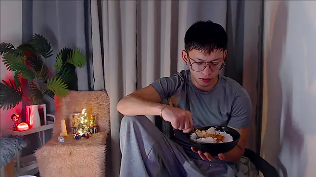 Snapshot of pinkcock_froi2305 chatting on September 29, 2025, 1:23 am pinkcock froi2305 online show from September 29, 2025, 1:23 am