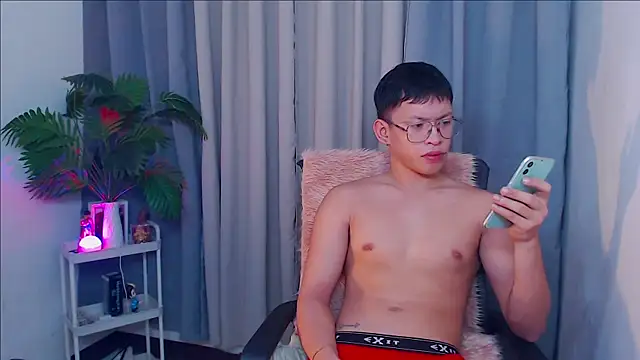 Snapshot of pinkcock_froi2305 chatting on September 21, 2025, 4:39 am pinkcock froi2305 online show from September 21, 2025, 4:39 am