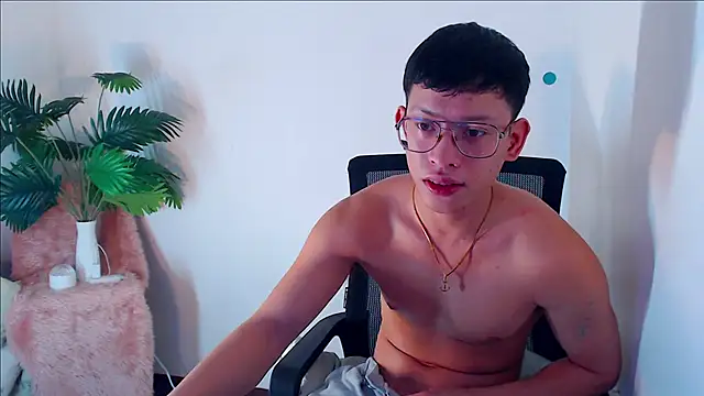 Snapshot of pinkcock_froi2305 chatting on September 13, 2025, 6:13 am pinkcock froi2305 online show from September 13, 2025, 6:13 am