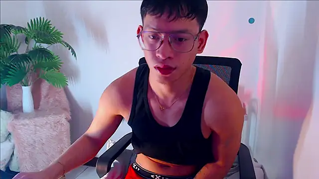 Snapshot of pinkcock_froi2305 chatting on September 12, 2025, 2:44 am pinkcock froi2305 online show from September 12, 2025, 2:44 am