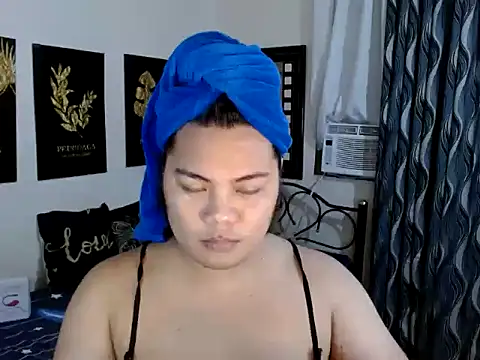 TSbrianaHugeCock online show from January 8, 2026, 3:51 pm