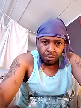 Snapshot of Nuttygmarley chatting on November 30, 2025, 10:05 am Nuttygmarley online show from November 30, 2025, 10:05 am