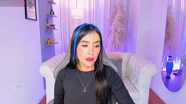 Snapshot of Natalia_Leon8 chatting on December 14, 2025, 3:57 am Natalia Leon8 online show from December 14, 2025, 3:57 am