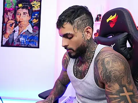 Snapshot of logan_hugh8 chatting on October 22, 2025, 3:50 am logan hugh8 online show from October 22, 2025, 3:50 am