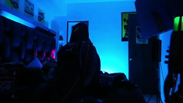 logan hugh8 online show from February 23, 2026, 6:08 pm