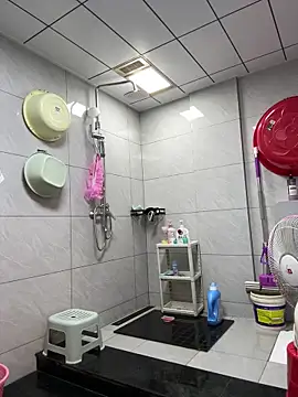 coco-o online show from September 28, 2025, 12:34 pm