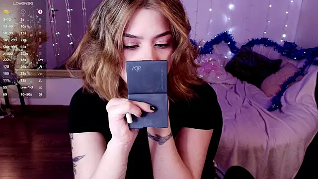 Dark Moni online show from December 14, 2025, 2:51 am