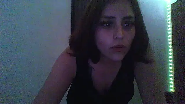 Snapshot of jenmarquez_ chatting on November 4, 2025, 7:17 pm jenmarquez online show from November 4, 2025, 7:17 pm