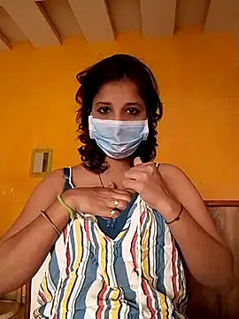 Snapshot of Love_Foreverr12 chatting on November 29, 2025, 6:46 am Love Foreverr12 online show from November 29, 2025, 6:46 am