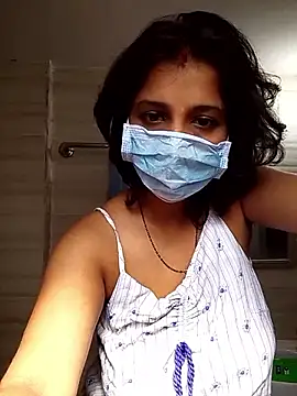 Snapshot of Love_Foreverr12 chatting on November 17, 2025, 7:23 am Love Foreverr12 online show from November 17, 2025, 7:23 am