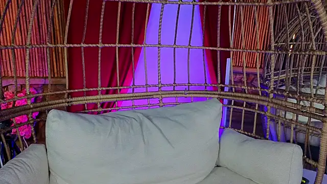 MiaWonderfull online show from July 19, 2026, 11:12 pm