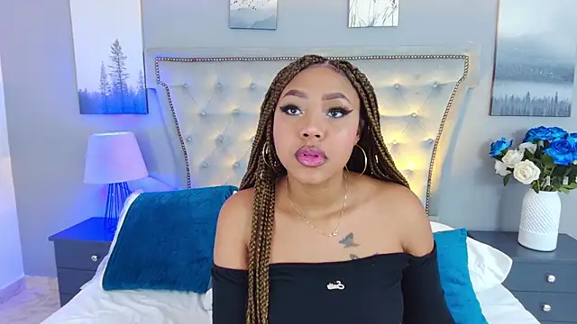 Snapshot of AngelaRoberts chatting on February 2, 2026, 4:00 am AngelaRoberts online show from February 2, 2026, 4:00 am