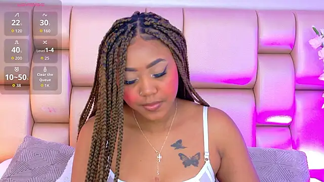 Snapshot of AngelaRoberts chatting on February 19, 2026, 8:28 pm AngelaRoberts online show from February 19, 2026, 8:28 pm