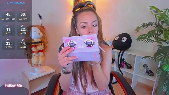 Little Rockk online show from October 12, 2025, 4:47 am