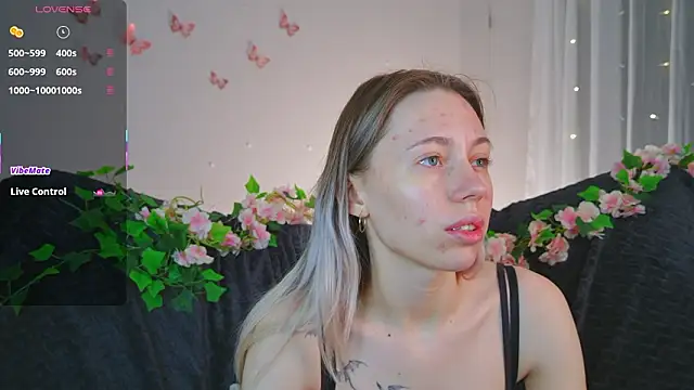 NyxaThorn online show from February 3, 2026, 3:28 pm